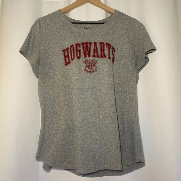 Harry Potter Wizarding World Womens L T-Shirt Hogwarts Gray Red Short Sleeve EUC - Picture 1 of 6